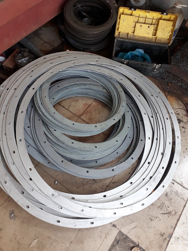 Pipe flange from D100 to D1200